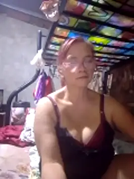 Snapshot of SexyHottMom chatting on March 9, 2026, 7:56 am SexyHottMom online show from March 9, 2026, 7:56 am