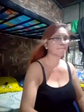 Snapshot of SexyHottMom chatting on April 12, 2026, 1:27 pm SexyHottMom online show from April 12, 2026, 1:27 pm