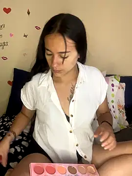 Snapshot of MiaRousexxx_ chatting on September 29, 2025, 4:01 pm MiaRousexxx online show from September 29, 2025, 4:01 pm