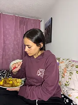 MiaRousexxx  online show from February 26, 2026, 1:26 am