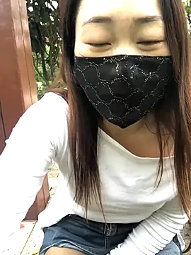 Snapshot of hhouq936 chatting on September 12, 2025, 2:00 am hhouq936 online show from September 12, 2025, 2:00 am