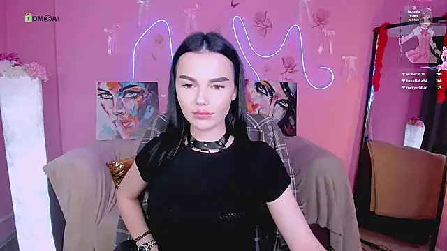 kiana vin online show from June 25, 2026, 11:31 pm