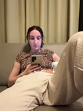 Emilia Mausi online show from February 11, 2026, 8:25 pm