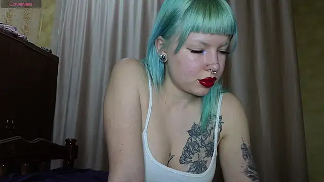 ritaluvswine online show from November 14, 2025, 1:26 am