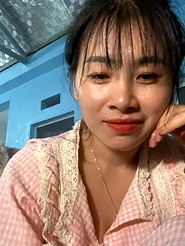 One-nice online show from November 2, 2025, 3:31 am