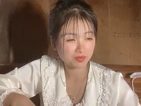 One-nice online show from November 7, 2025, 5:07 am