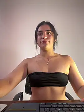 alice shyness online show from October 29, 2025, 3:25 pm