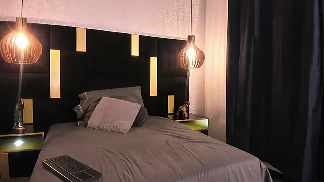 Lucio  Fox online show from April 15, 2026, 11:50 am