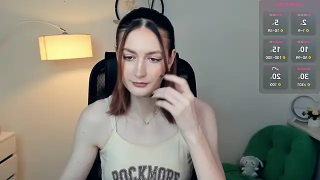 EasterBlink online show from November 21, 2025, 10:58 am