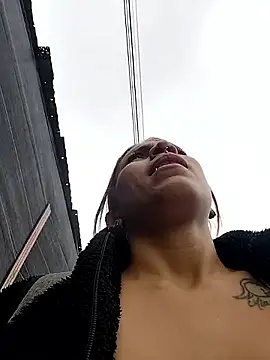 Snapshot of Zoe73_ chatting on October 13, 2025, 4:51 pm Zoe73 online show from October 13, 2025, 4:51 pm