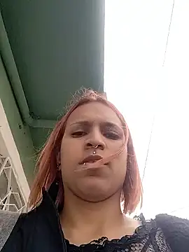 Snapshot of Zoe73_ chatting on October 16, 2025, 5:47 pm Zoe73 online show from October 16, 2025, 5:47 pm