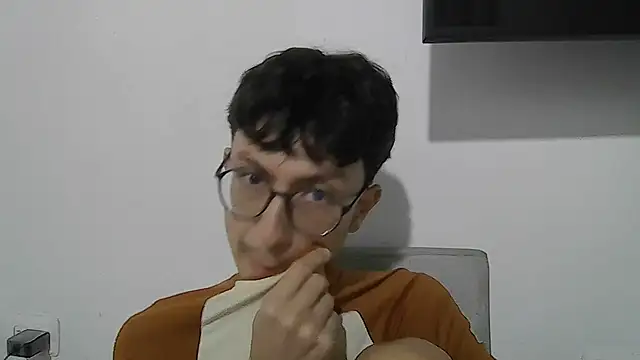 Kevintdx online show from November 7, 2025, 3:06 am