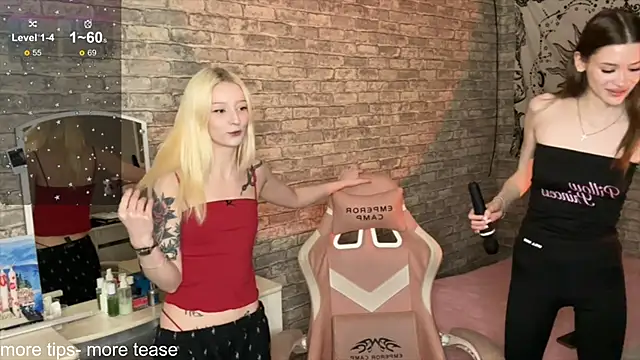 kayaaangel online show from December 21, 2025, 2:02 pm