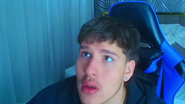 SEXYBOY VC online show from September 25, 2025, 12:20 pm