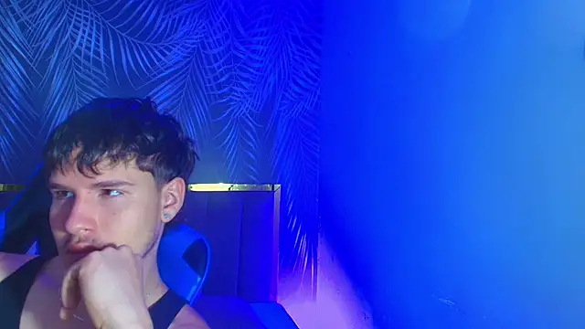 SEXYBOY VC online show from October 1, 2025, 12:33 pm