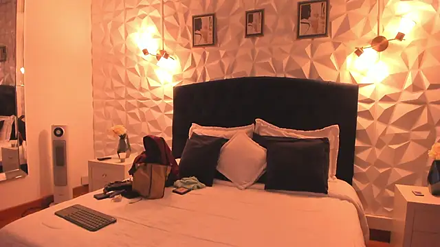 VeroHands online show from September 21, 2025, 11:01 am