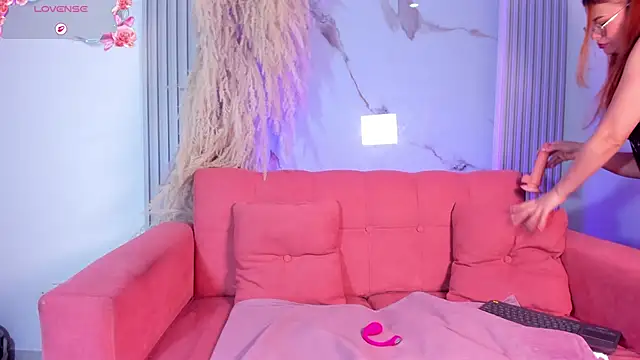 ivonyMiller online show from November 10, 2025, 9:14 pm