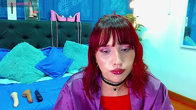 zohet kriss online show from April 15, 2026, 7:58 pm