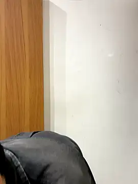 hottestboy03 online show from December 1, 2025, 5:45 am