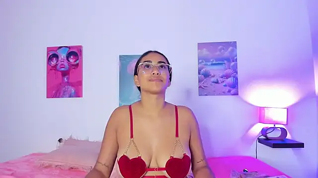 Snapshot of tyra_bankss_ chatting on October 22, 2025, 3:07 am tyra bankss online show from October 22, 2025, 3:07 am