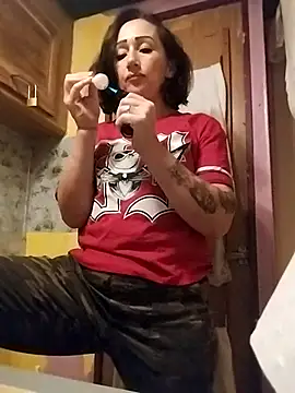 Dirtywhitebitch5150 online show from September 23, 2025, 6:38 am