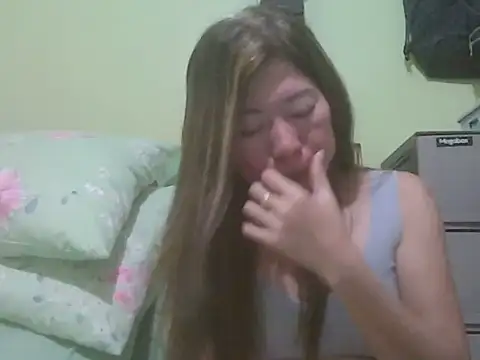 Sexyjenny4u online show from December 21, 2025, 7:37 am