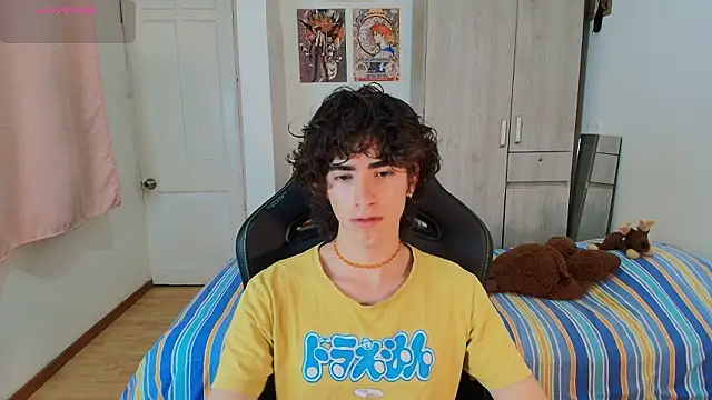 Nude Boy18 online show from January 16, 2026, 2:48 am