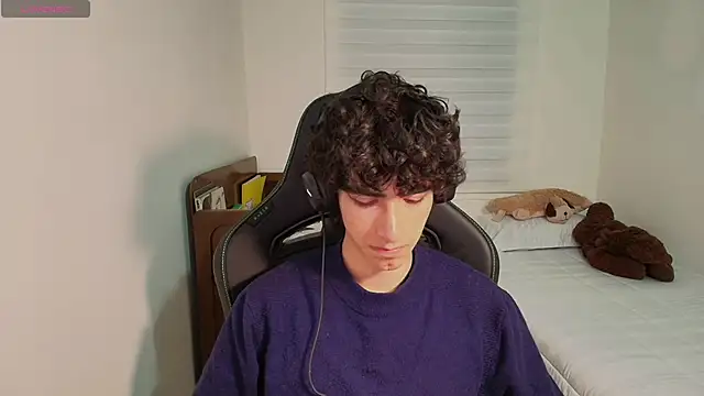 Nude Boy18 online show from June 11, 2026, 4:21 am