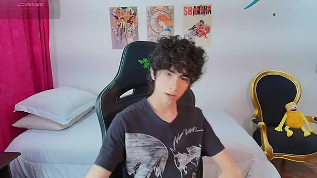 Nude Boy18 online show from July 17, 2026, 12:39 am
