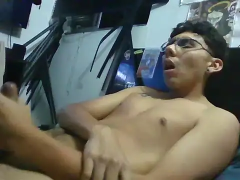 snopgz online show from October 5, 2025, 5:50 am