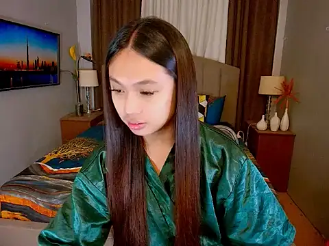 Ellie Anderson online show from September 22, 2025, 5:04 pm