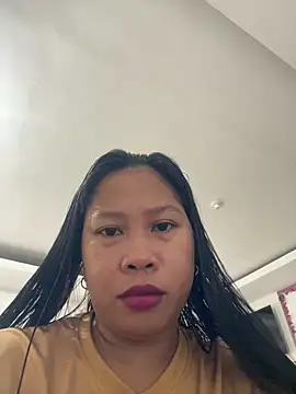 Snapshot of Pilipinalyn23 chatting on November 25, 2025, 11:38 pm Pilipinalyn23 online show from November 25, 2025, 11:38 pm