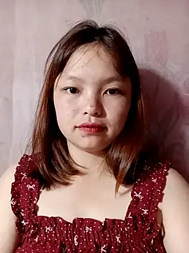 XoiXoi232 online show from September 29, 2025, 12:49 am