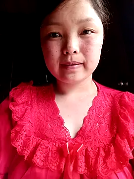 XoiXoi232 online show from April 15, 2026, 10:22 am