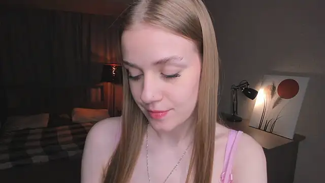 OdellaFrake online show from October 4, 2025, 7:45 pm