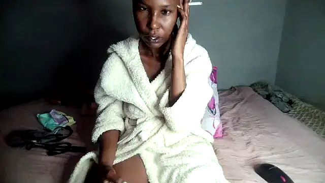 Snapshot of blueyXxX chatting on April 21, 2026, 3:24 am blueyXxX online show from April 21, 2026, 3:24 am