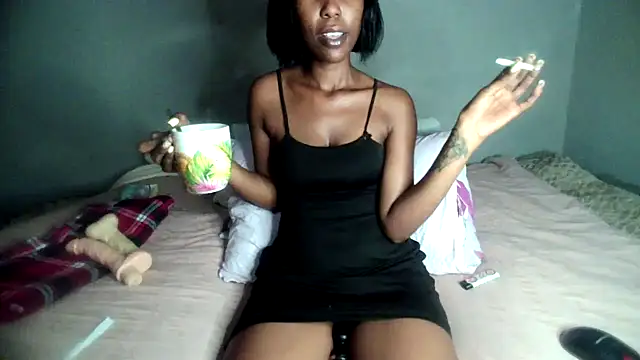 Snapshot of blueyXxX chatting on April 22, 2026, 3:31 am blueyXxX online show from April 22, 2026, 3:31 am