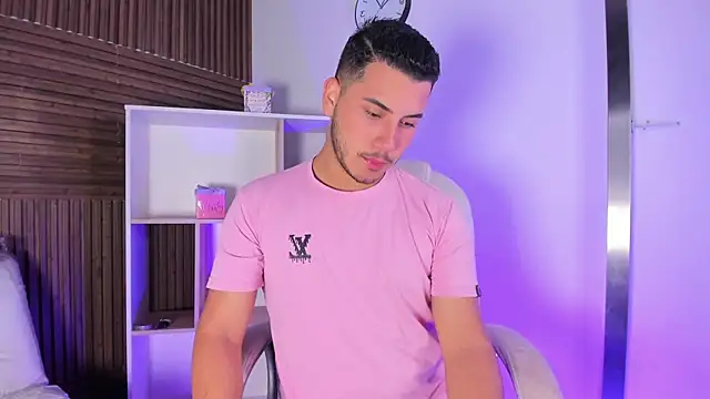 Axel grey  online show from October 27, 2025, 12:09 pm