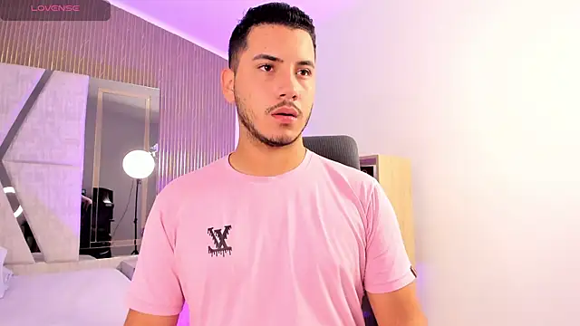 Axel grey  online show from January 6, 2026, 12:31 pm