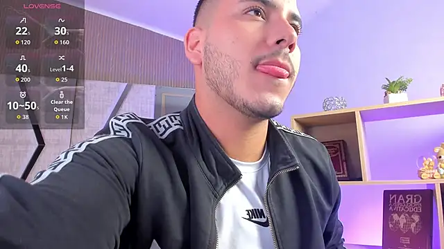 Axel grey  online show from March 30, 2026, 12:39 pm