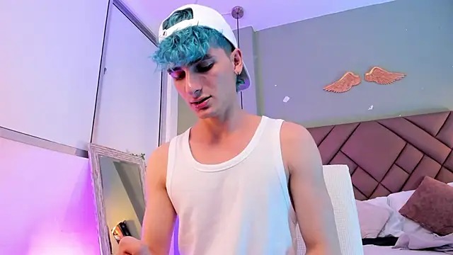 JaydenVillalobos online show from September 20, 2025, 2:12 am