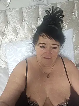 Angeldelightt online show from January 13, 2026, 2:33 pm