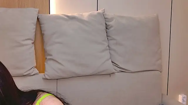 Elizabeth Meyer online show from April 6, 2026, 5:30 am