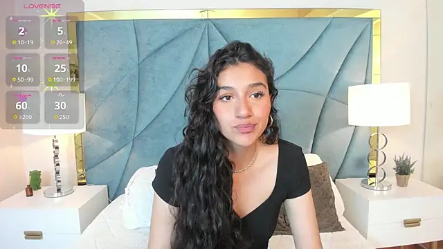 ValentiinaCruz online show from September 14, 2025, 6:29 pm