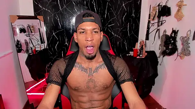 Snapshot of DIEGO_WICKED chatting on September 10, 2025, 2:11 am DIEGO WICKED online show from September 10, 2025, 2:11 am