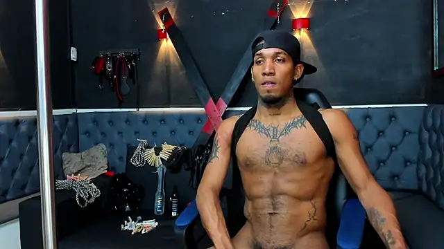 Snapshot of DIEGO_WICKED chatting on October 15, 2025, 4:01 am DIEGO WICKED online show from October 15, 2025, 4:01 am