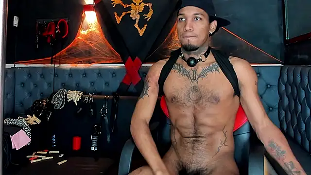 Snapshot of DIEGO_WICKED chatting on October 31, 2025, 12:17 pm DIEGO WICKED online show from October 31, 2025, 12:17 pm