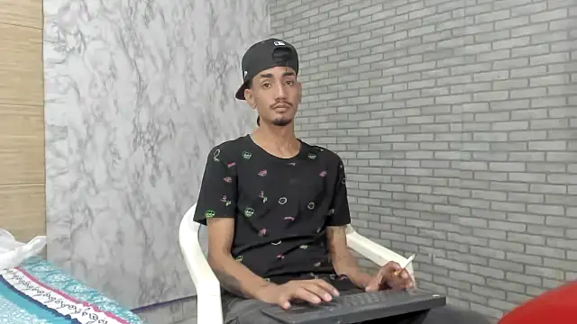 Sexvergon 26 online show from November 24, 2025, 8:30 pm