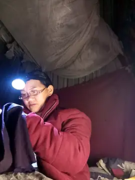 MaiHoa69 online show from March 7, 2026, 1:41 pm