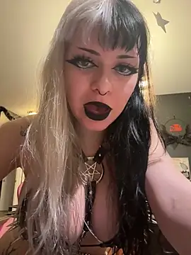 Snapshot of Paige_Turner chatting on November 9, 2025, 1:04 am Paige Turner online show from November 9, 2025, 1:04 am